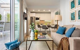 Genteel Home Banos
